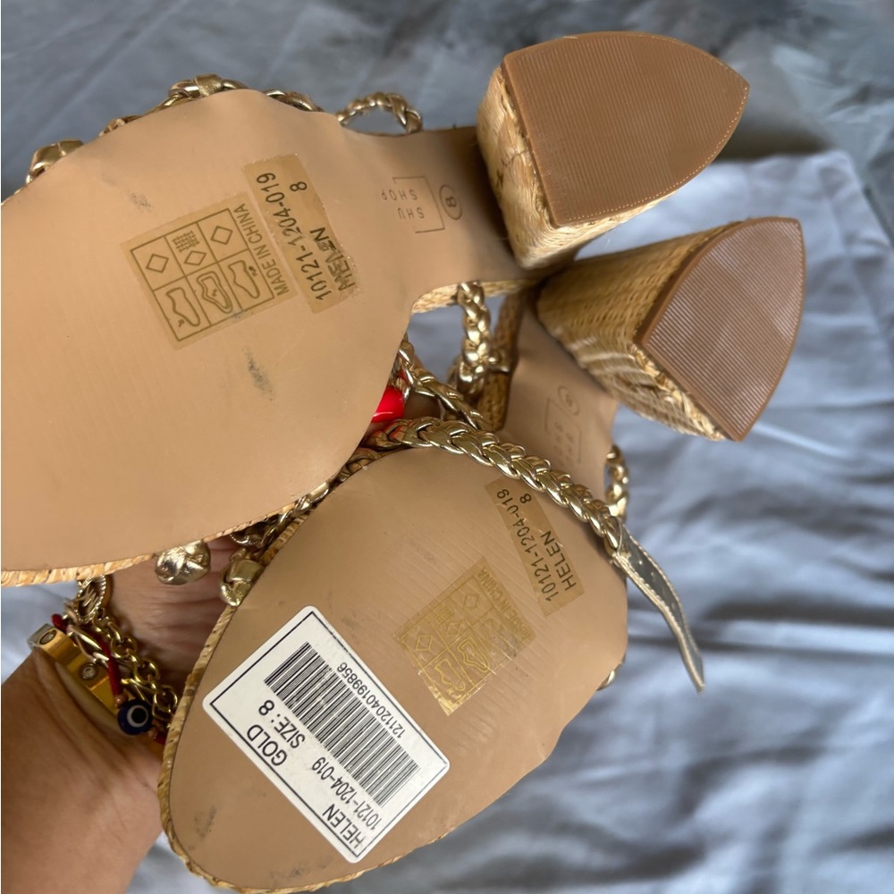 ShuShop Gold and Tan Heels Elegant and Chic - Picture 2 of 6